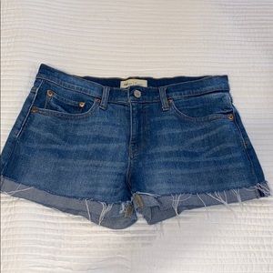 Gap denim shorts size 28/3 inches short